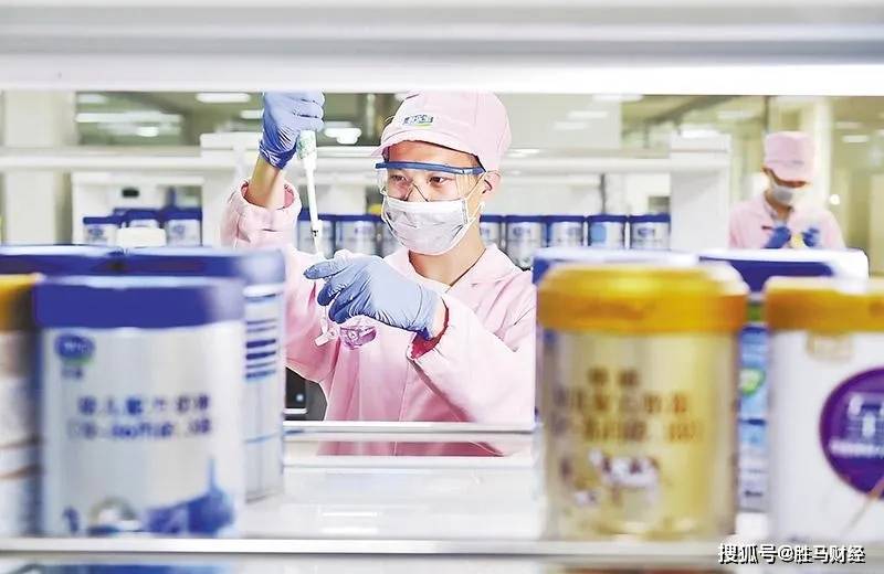 君乐宝旗帜有3种哪个好_君乐宝乐臻800克多少钱_