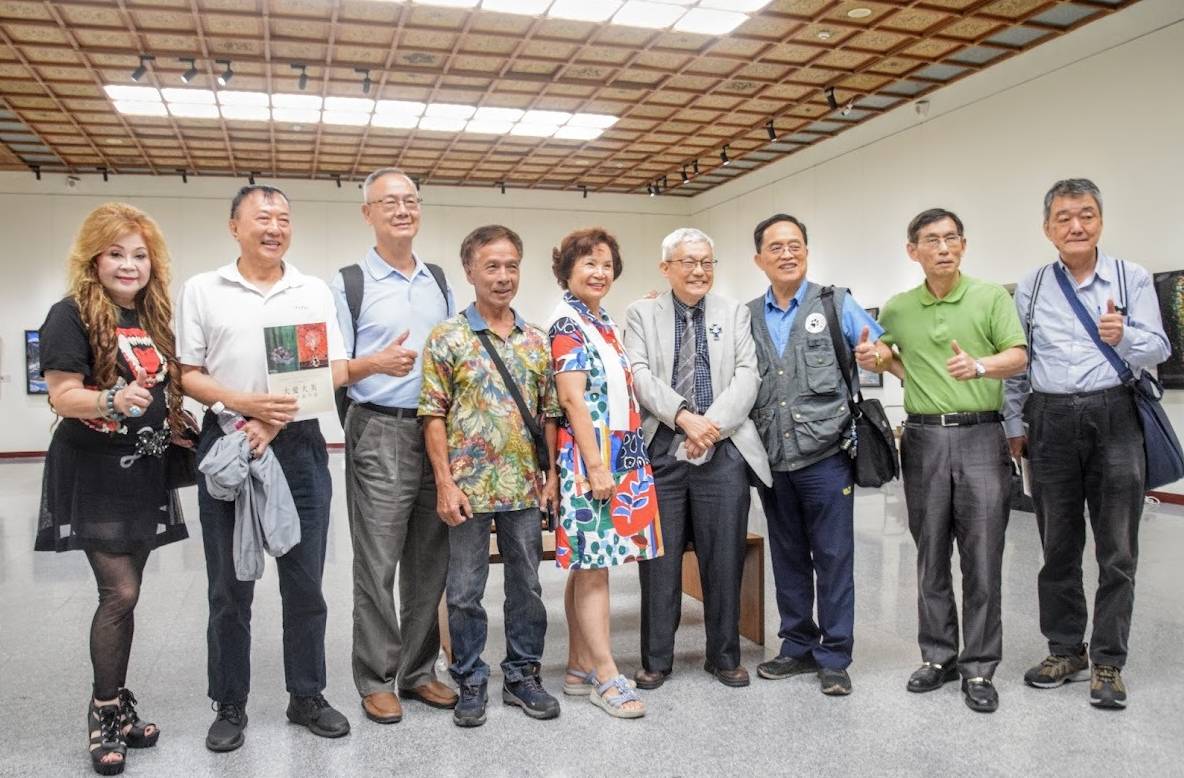 _大医精诚写大爱_以大爱诠释医者仁心