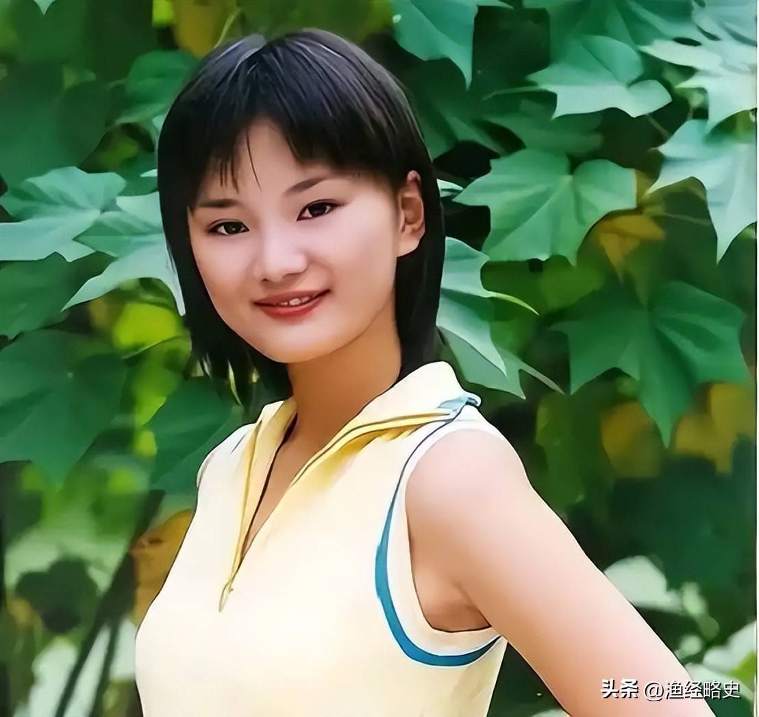 馨子:曾遭嘲笑为"最丑女主",如今39岁租房过活,依旧做自己最真实的