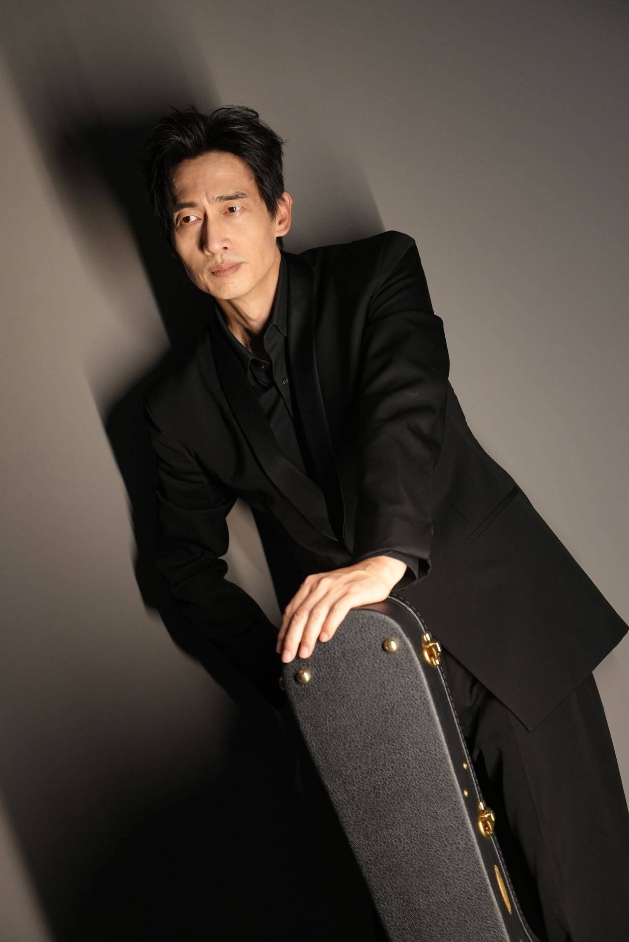 "叔圈天菜大曝光,实力派大叔引领潮流,小鲜肉要靠边站!