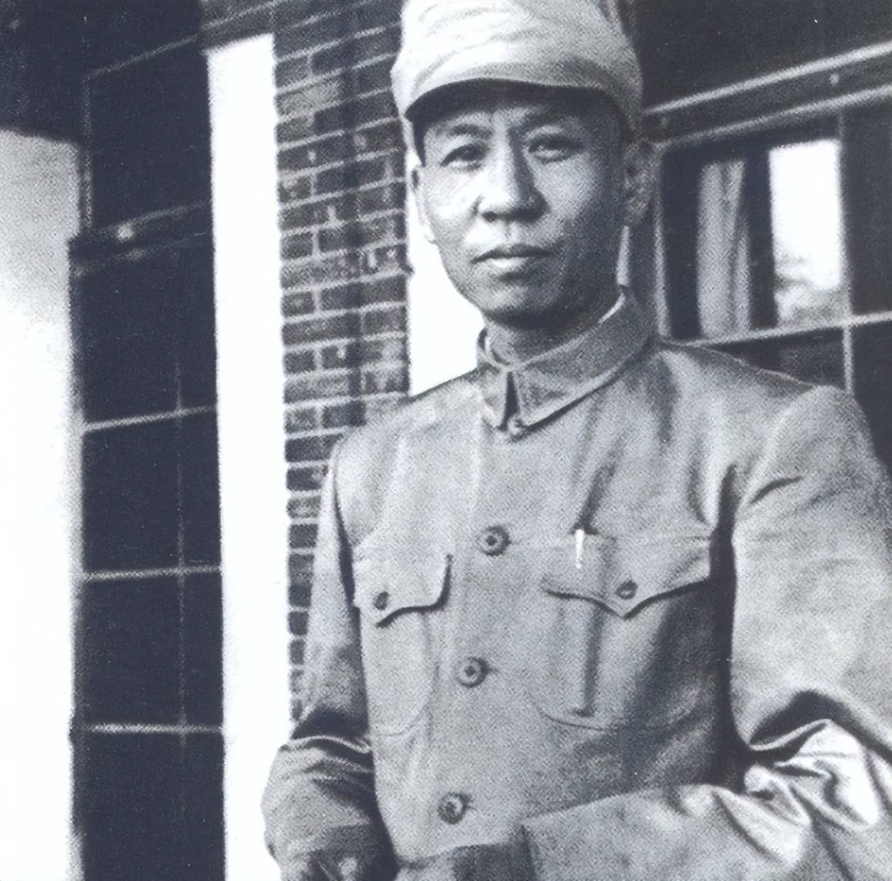 80年，刘少奇外孙被未来岳母拒之门外，情急之下他大喊一声：妈！__80年，刘少奇外孙被未来岳母拒之门外，情急之下他大喊一声：妈！