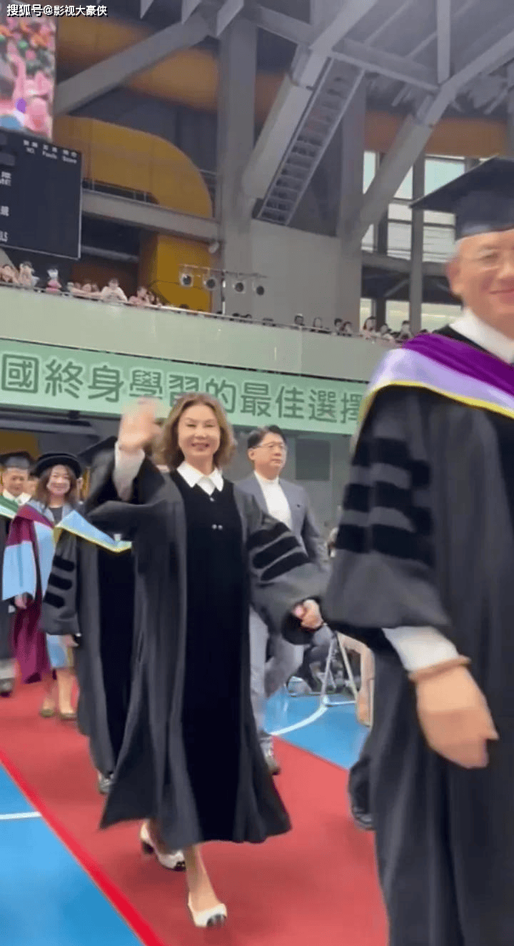 _女博士重生豪门千金_豪门博士论文
