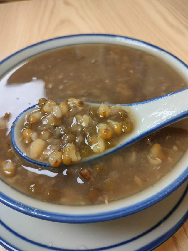 _夏至美食品尝和制作_夏至食谱