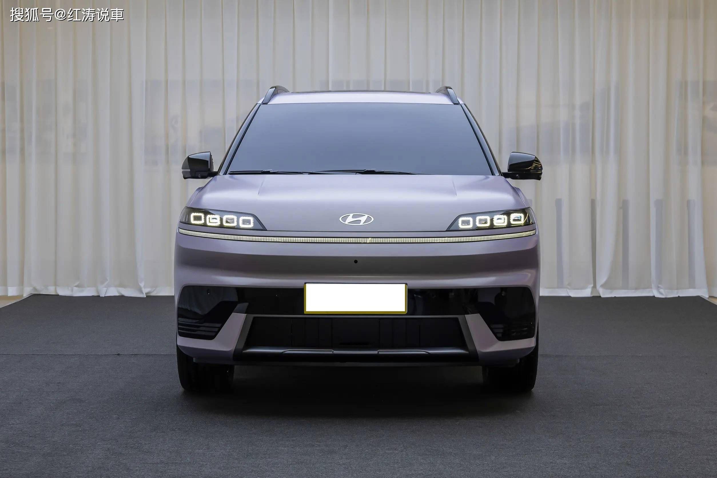 北京现代首款纯电SUV，外观很个性，提供两驱和四驱，三季度上市