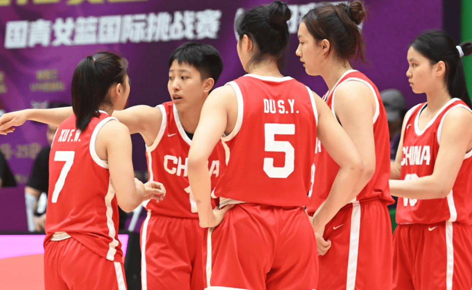 惊喜！无张子宇中国女篮92