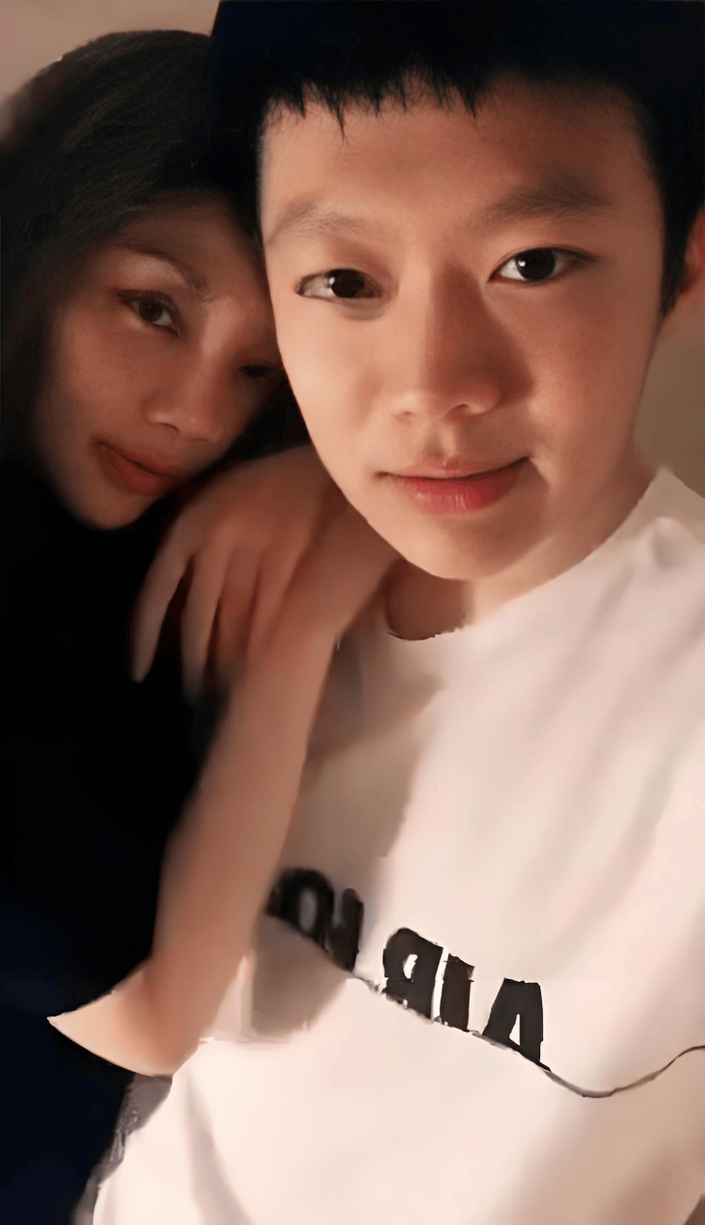 "夜宿门"七年后:李小璐pgone复出翻车合集,戏外戏比剧还猛