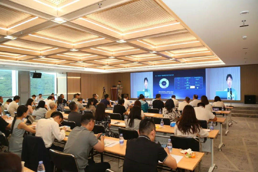 玉禾田新地标启幕——玉禾田集团隆重举行乔迁盛典暨智元机器人合作签约仪式