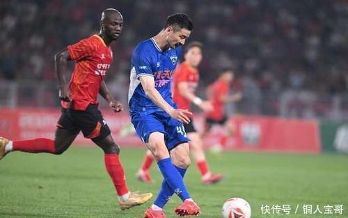 中甲积分榜乱了！前2名同分，重庆铜梁龙重返榜首，降级热门诞生