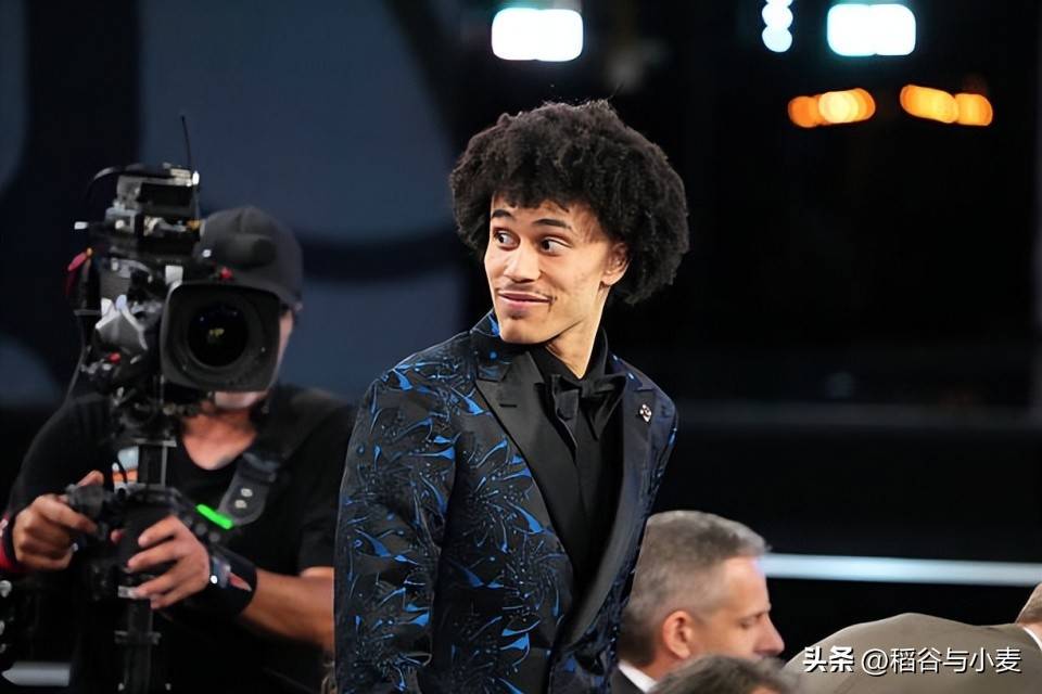选中俄罗斯持球大核后，篮网再选法国后场，布局新赛季双重保障？