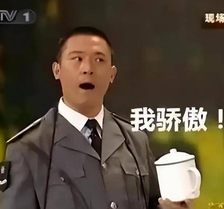 18次春晚亮相,携初恋妻子相伴29年,女儿成家庭骄傲