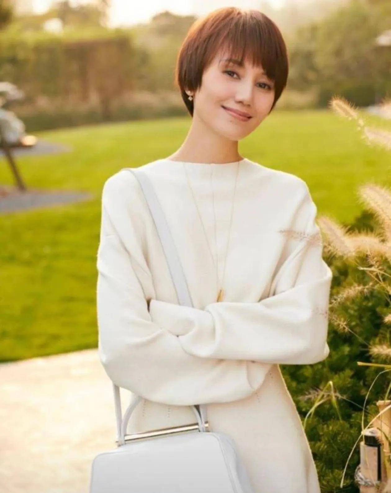 事实证明,40岁女人最适合的发型,齐耳短发!时尚显年轻