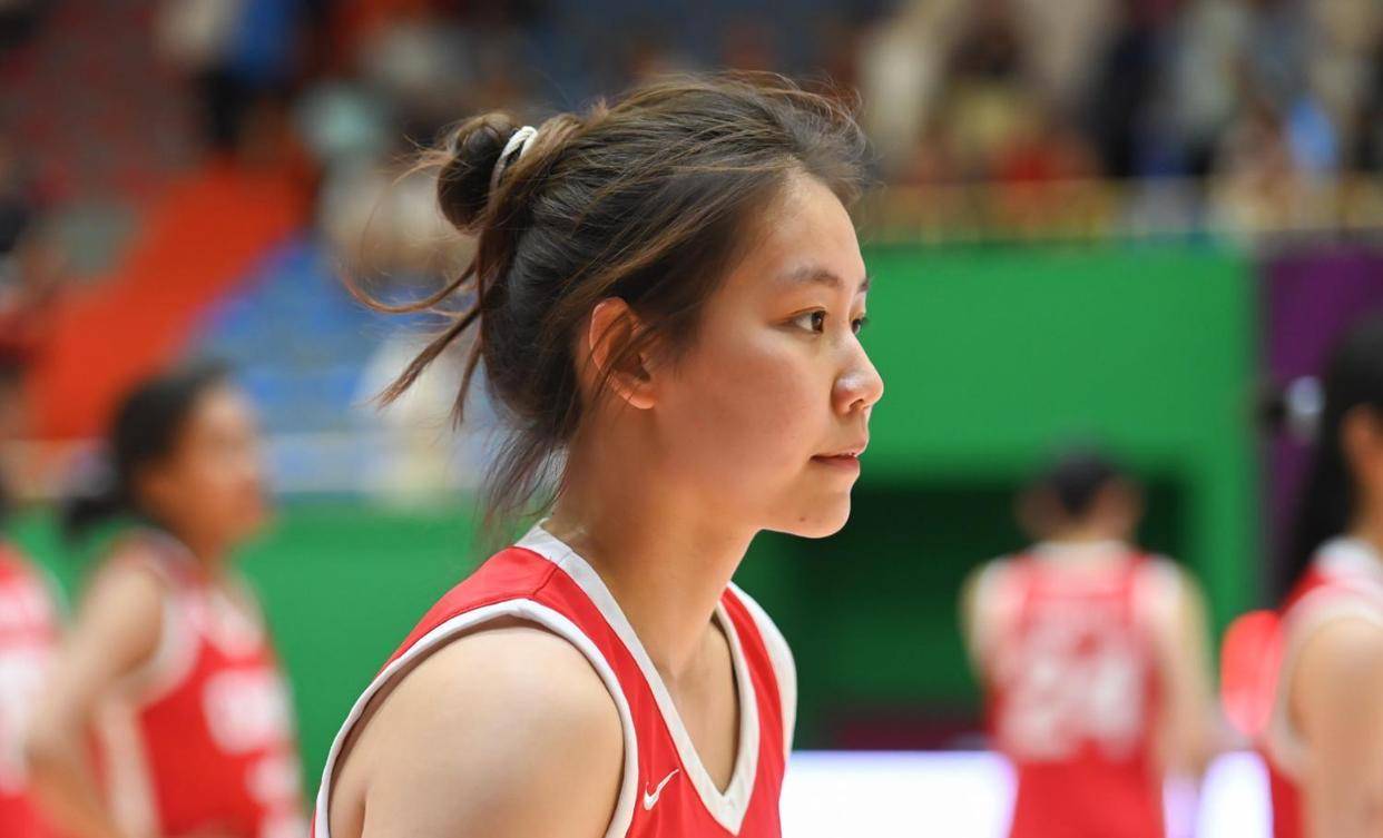 2025年U19女篮世界杯中国阵容解析：张子宇缺席，新队长领衔