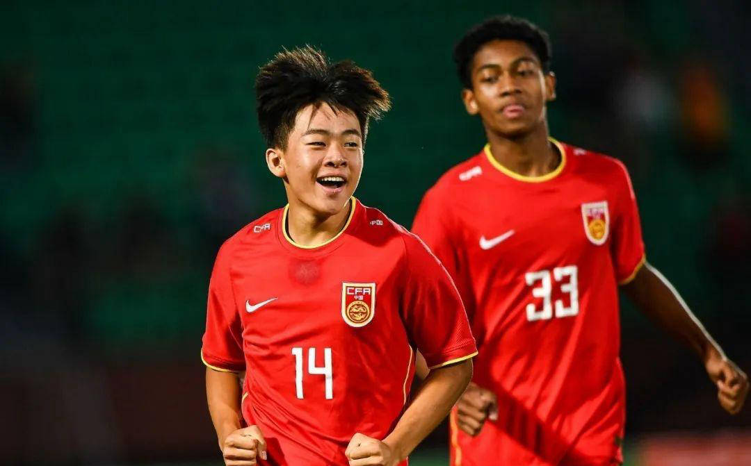 中国男足U16邝兆镭进球，3-4惜败韩国，表现令人瞩目