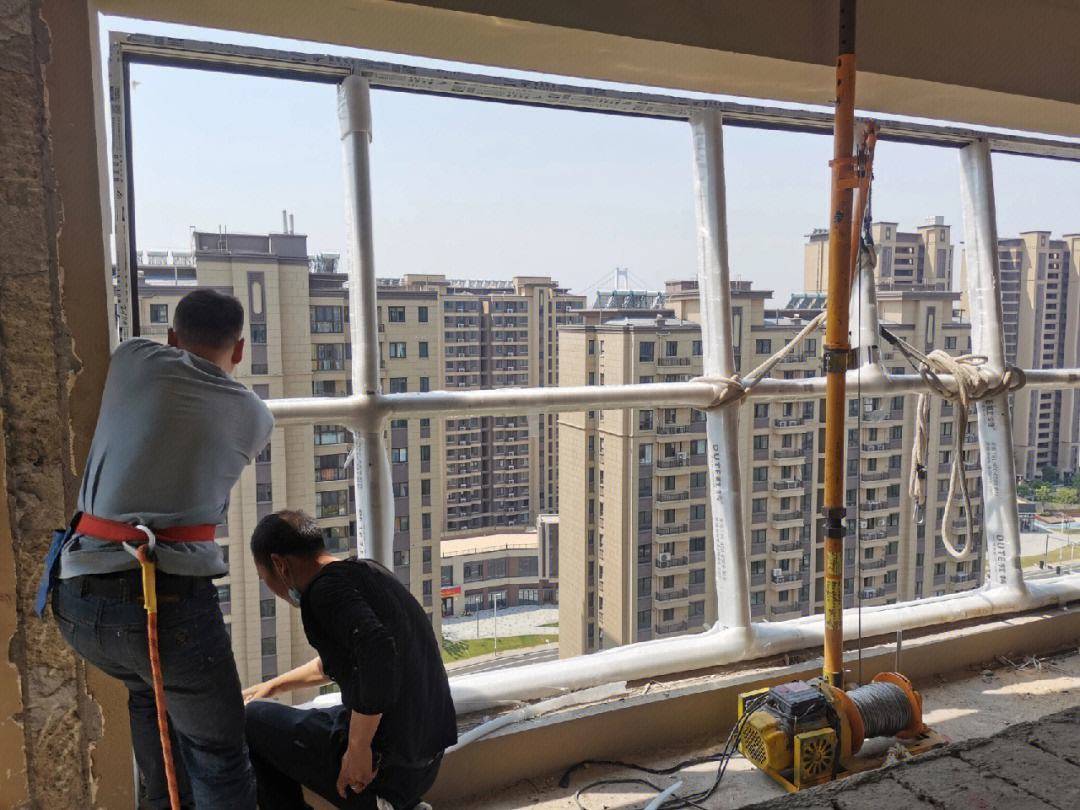 封阳台施工注意事项:8个要点避免不必要的花费!