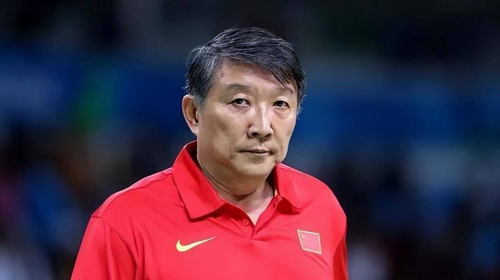 2025女篮亚洲杯揭幕战：中国女篮最强后卫线迎战印尼