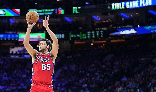 76人裁掉双向合同内线球员，未来他还有重返NBA的机会吗？