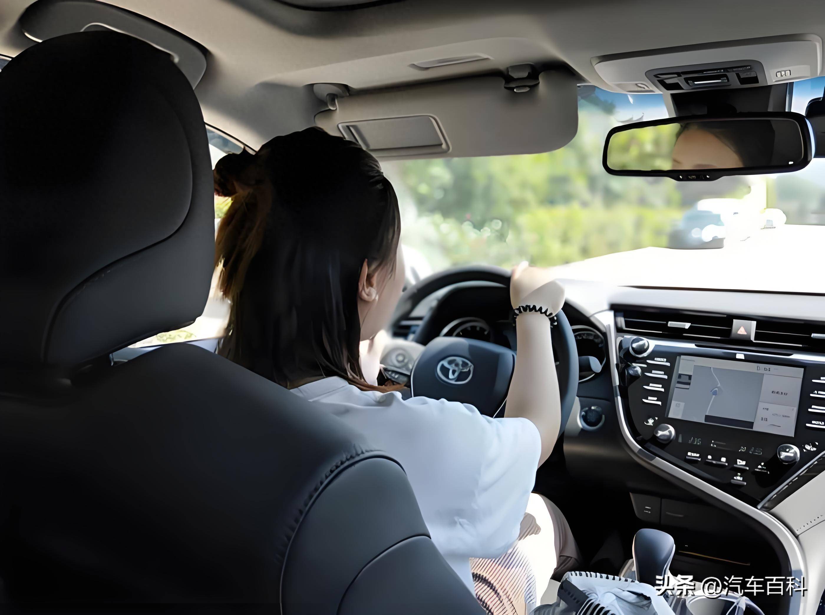 车速其实不快，为什么副驾总觉得你要撞车？真相扎心了_搜狐汽车_搜狐网