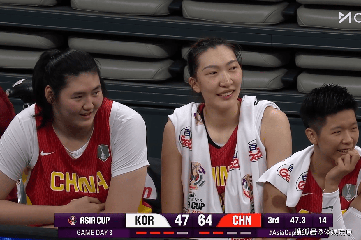 中国女篮：王思雨9+8爆发，张子宇8中8高效，杨舒予单项最佳