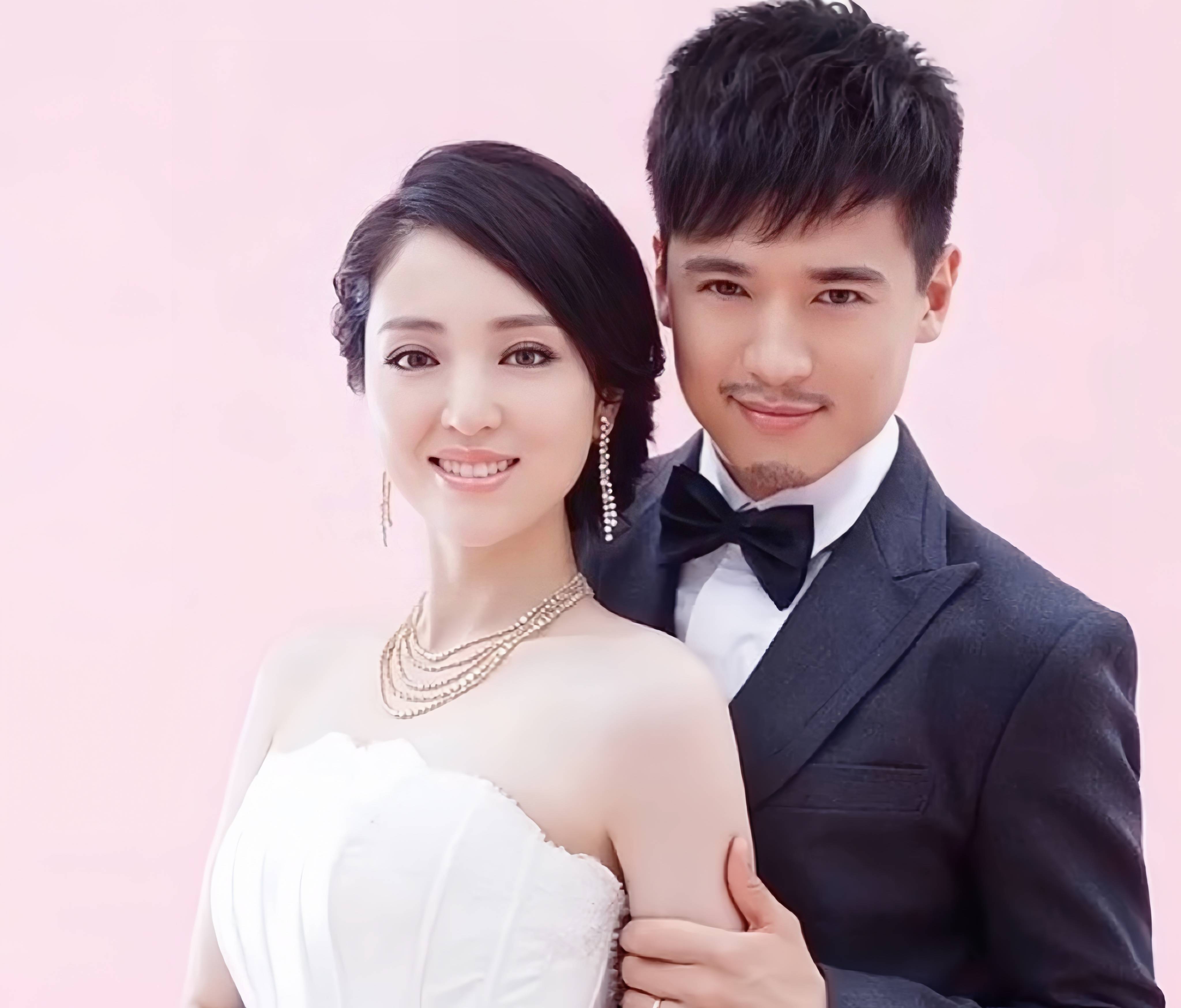 46岁董璇官宣再婚丈夫张维伊曾晒过大合照