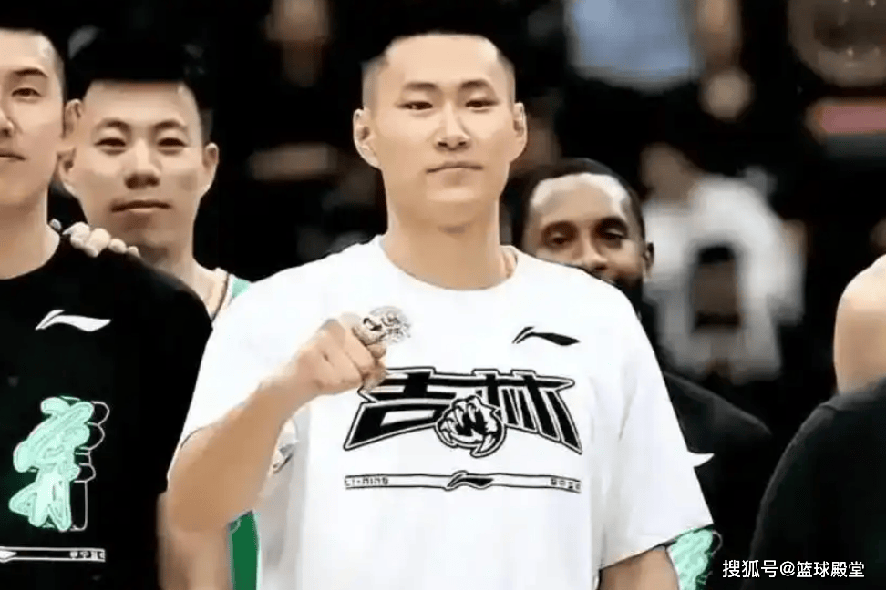 辽宁突发两动态！吴昌泽有望回辽宁，张镇麟能否留队存疑？