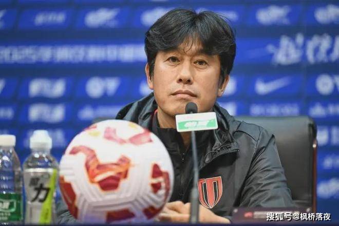 徐正源与成都蓉城：一场“合同战争”背后的足球江湖