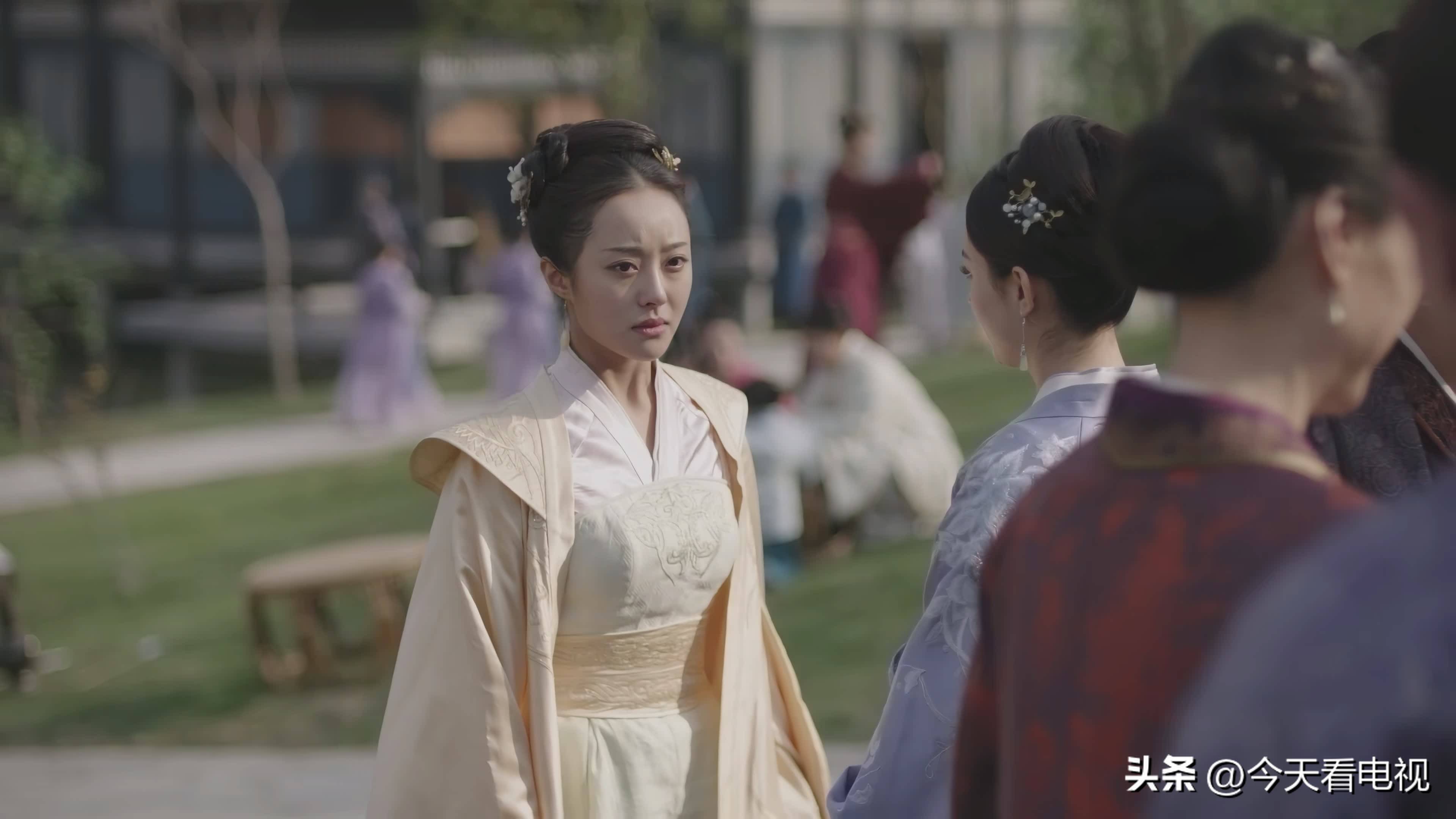 张桂芬日子好转,小沈氏难忍,得知张桂芬怀孕气哭她