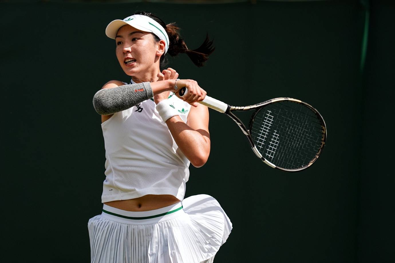 WTA250布拉格站：王欣瑜横扫达特，强势晋级16强