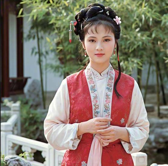 红楼梦的史湘云:出身顶级豪门,为何偏要把自己活成一个受气包?