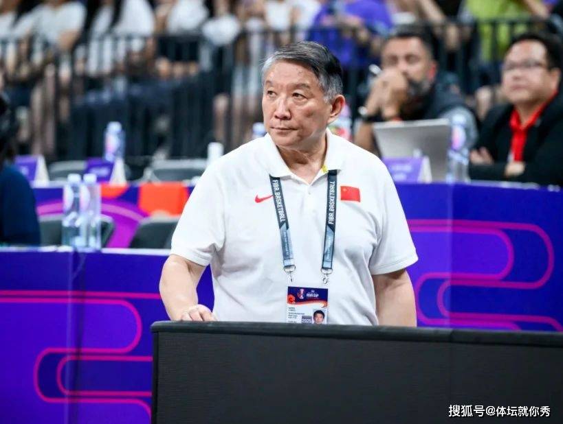 18岁新星冉珂嘉崛起：中国女篮未来后卫线的希望