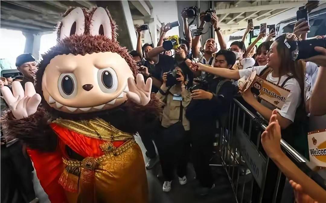 泰国游客__泰国旅游事故频发