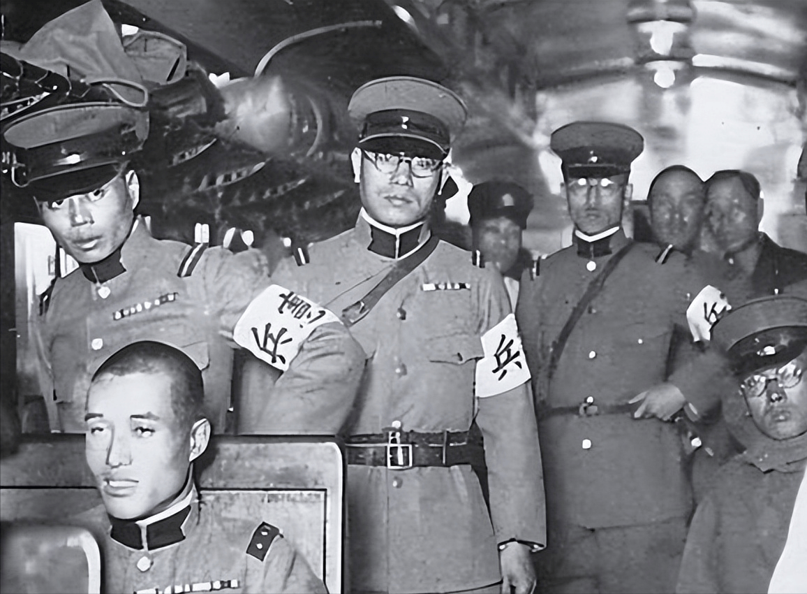 1943年李士群死后,其妻叶吉卿传出丑闻,虽又羞又怒,却无可奈何