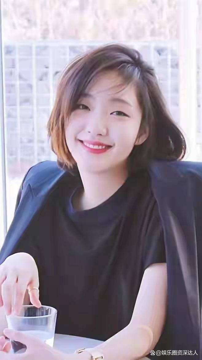 绝色佳人!金高银,宝藏女孩,单眼皮女神,韩国顶流女艺人