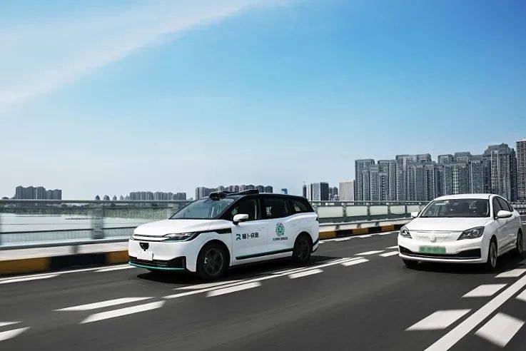 从Uber到Lyft：萝卜快跑20天连签全球两巨头，中国自动驾驶改写全球版图-锋巢网