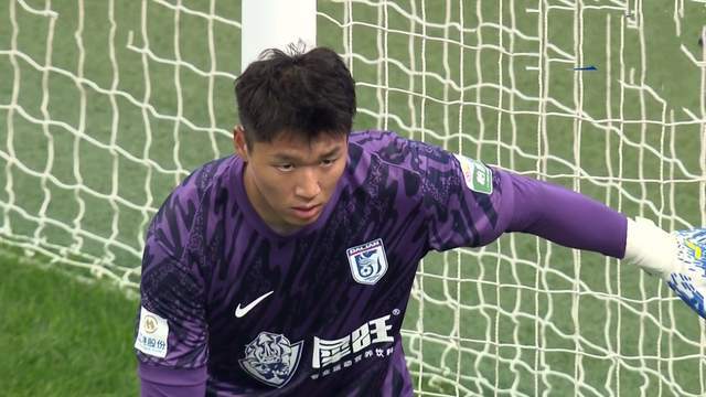 黄子豪争取5连封,毛伟杰单独加练,找准新位置,大连主场"复仇"成都