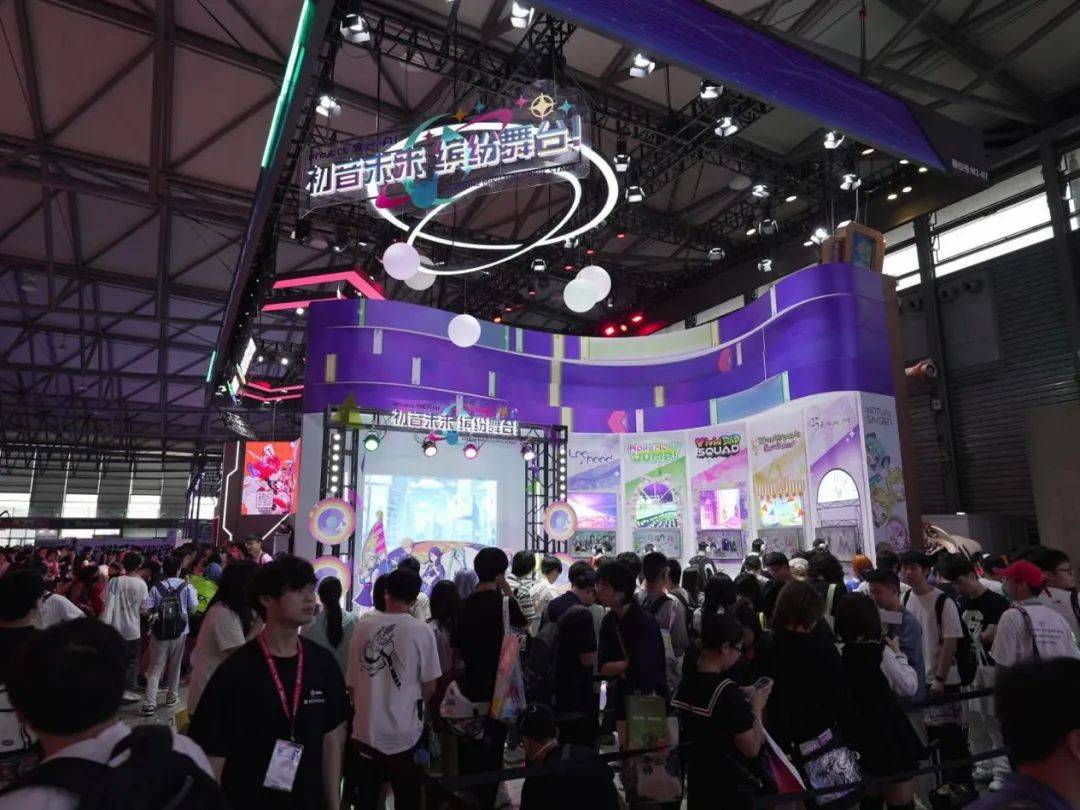 在Chaoxi Guangnian重新开始之后，第一枪是如何出现
