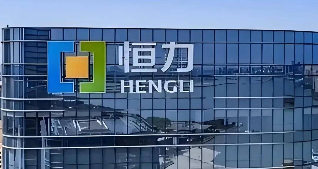 江苏的24岁儿子最富有的人终于做了一本小说
