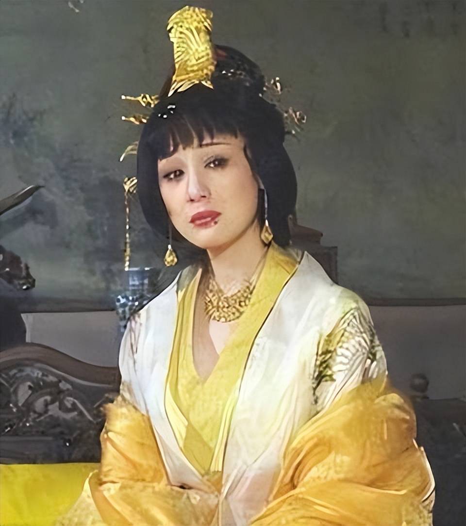 "一代容妃"李建群:和男友同居28年不结婚,63岁无子女抱憾离世