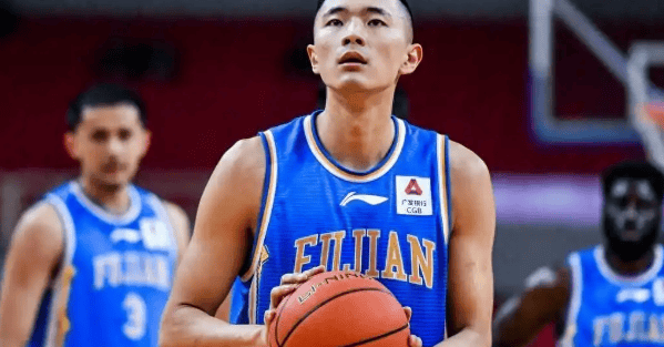 109分大胜！李梦10中10打脸宫鲁鸣，回归有望