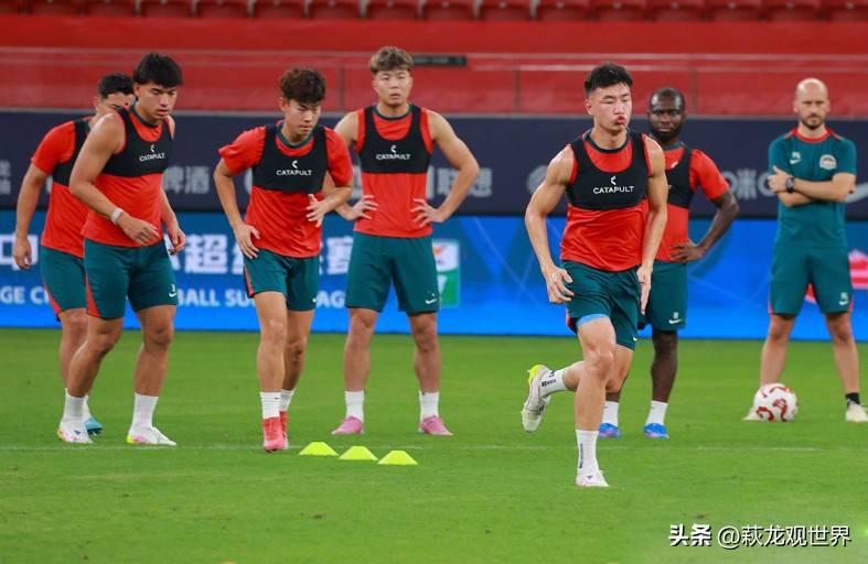 河南志在杯赛冠军！海港二虎满血复出3分在握申花开启魔鬼三连客