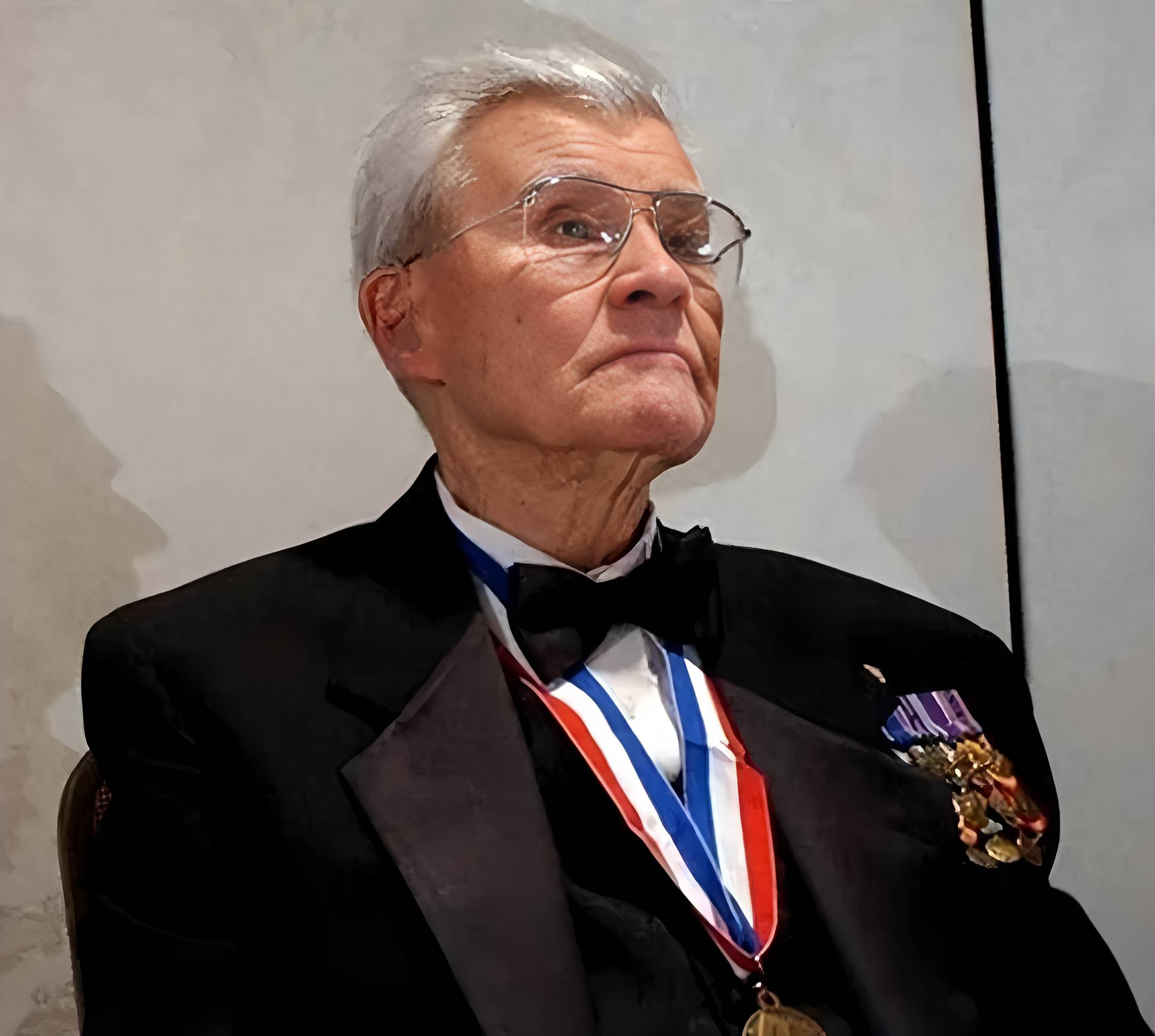 日本让他道歉,他却说:你们向中国道歉了吗