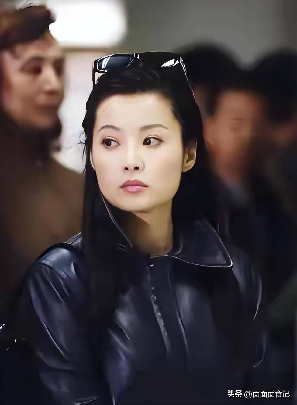 从优秀演员成"精神病",消失7年的袁立,如今53岁现状令人唏嘘