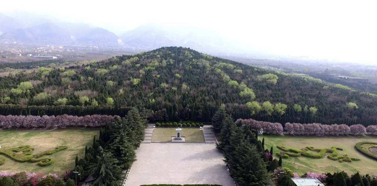 覆盖陵园核心区56.25平方公里,包含封土堆,建筑遗址及陪葬坑