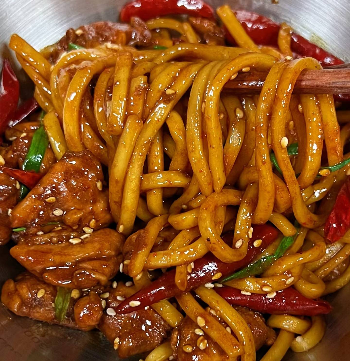 —一碗把"江湖"端上桌的家常面