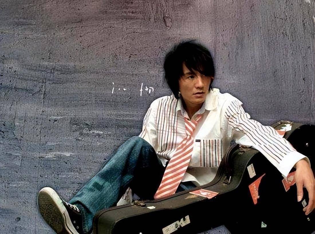 朴树:你以为他缺钱又朴素,却不知他的父母原来都这么牛