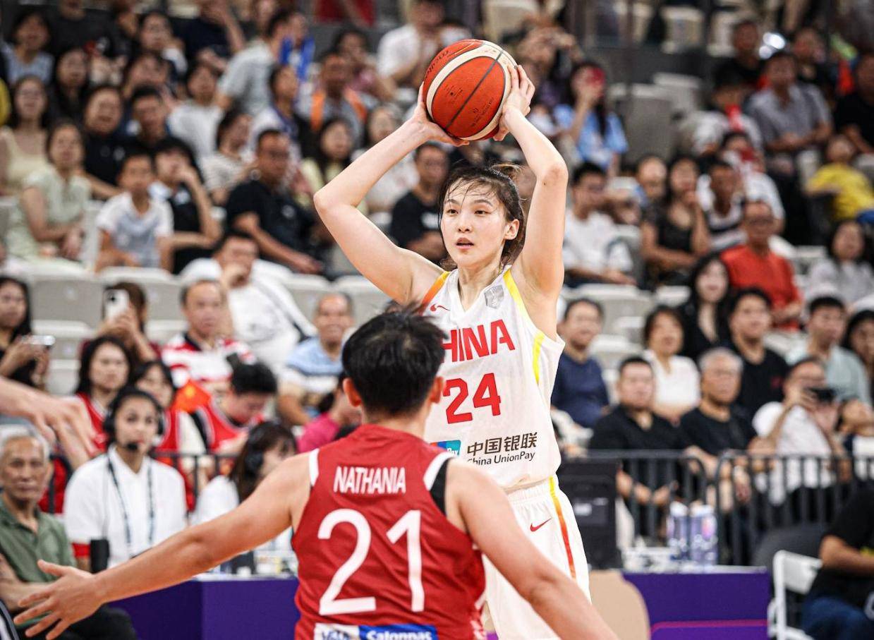轰39+9晋级！中国女篮又一27岁1米82王牌蜕变：又美又能打