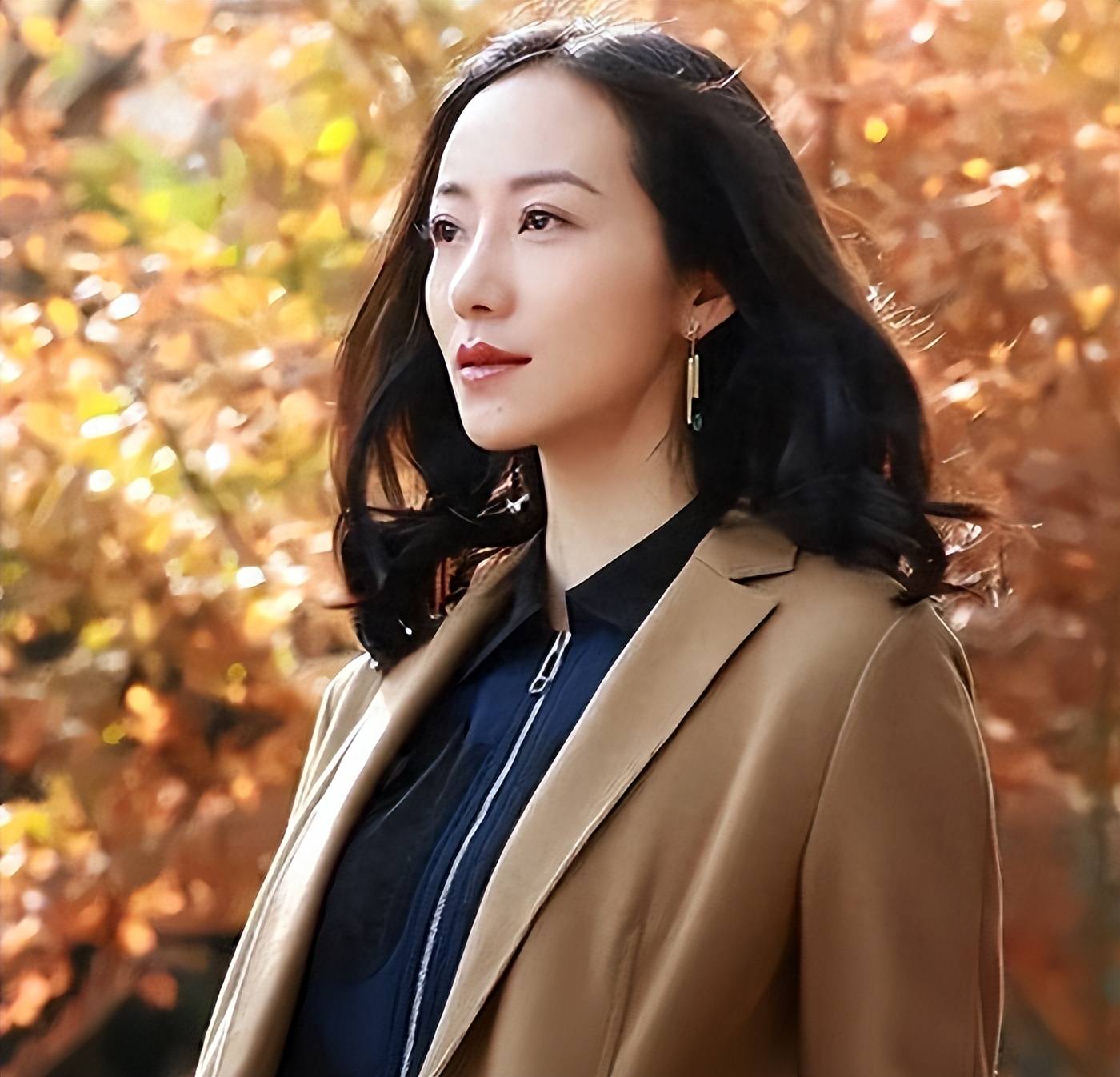 娱乐圈最干净的5位女星,不傍富豪,不滥情,个个清白干净