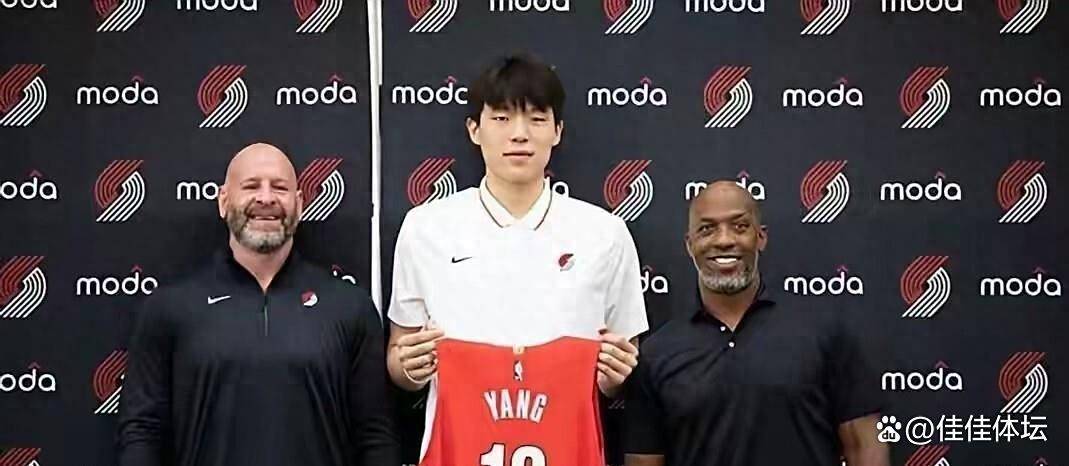 杨瀚森逼宫!开拓者买断状元中锋内幕:艾顿遭全联盟退货