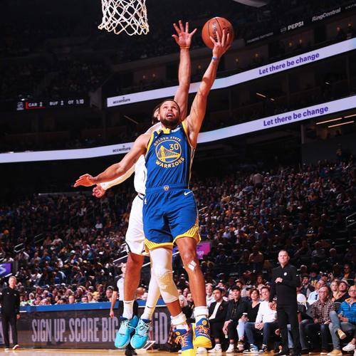 勇士三分雨开云浇灭对手反扑