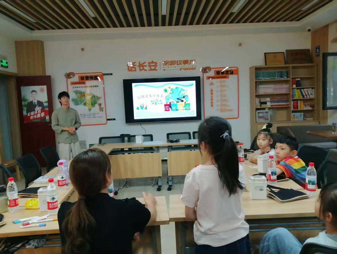 长安路社区成功举办“绘一年‘绿’意，过低碳四季”环保创作体验活动 (图1)