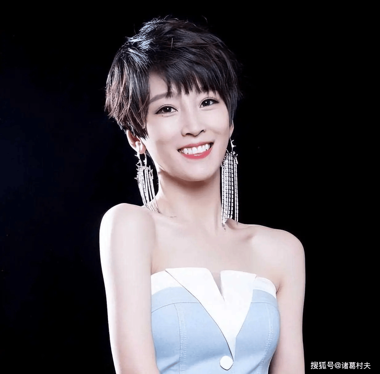 原创不愧是吴京老婆39岁谢楠颜值身材真性感啊